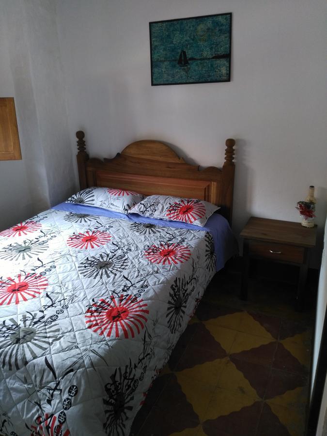 Sergeant Pepper'S Hostel Хардин Экстерьер фото