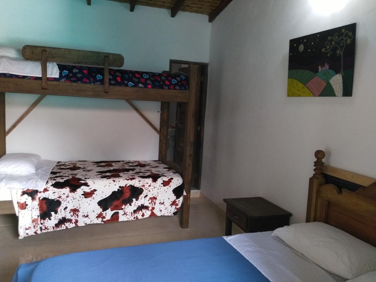 Sergeant Pepper'S Hostel Хардин Экстерьер фото