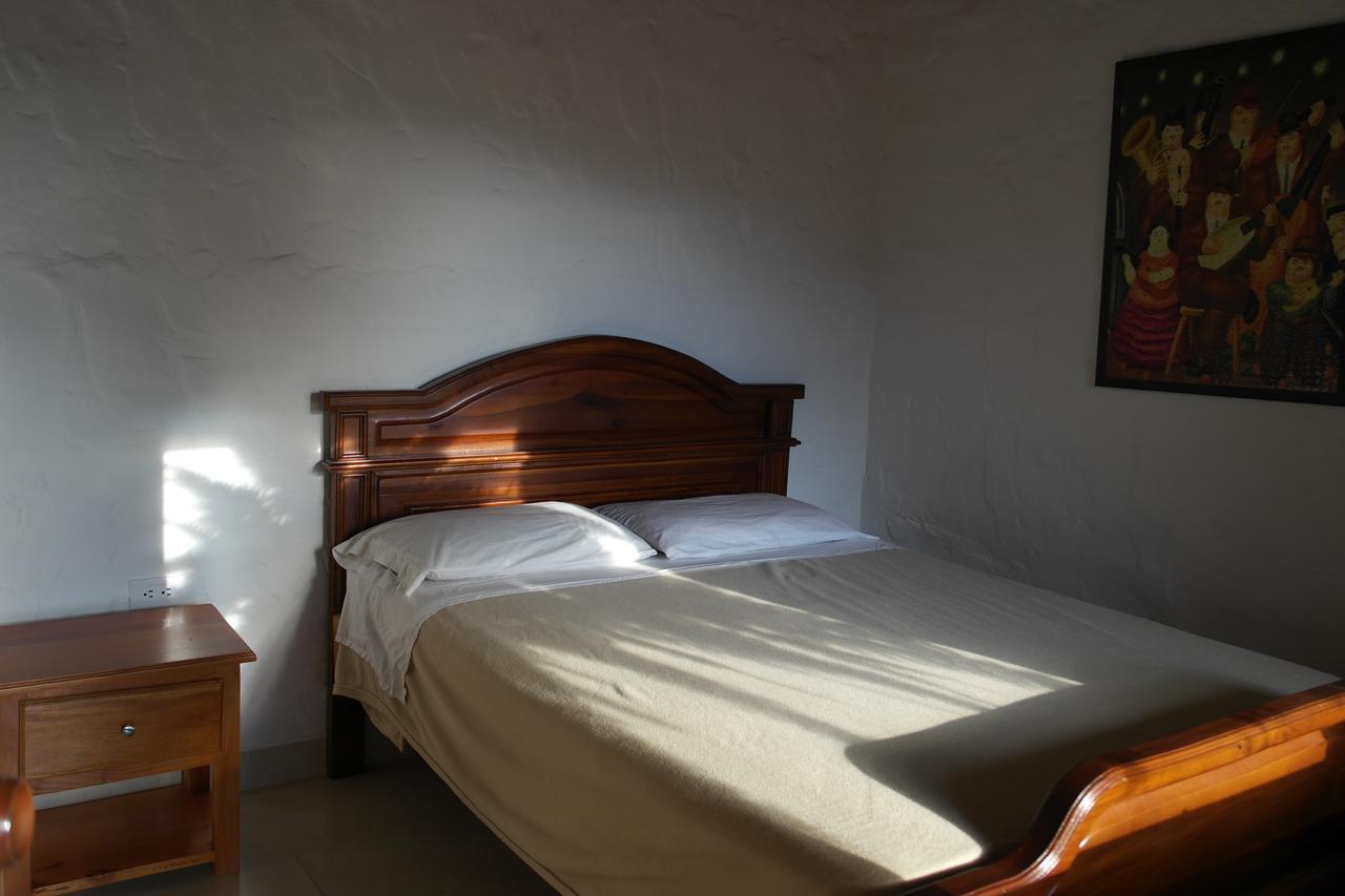 Sergeant Pepper'S Hostel Хардин Экстерьер фото