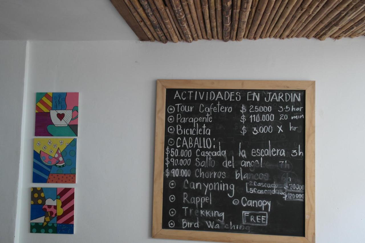 Sergeant Pepper'S Hostel Хардин Экстерьер фото