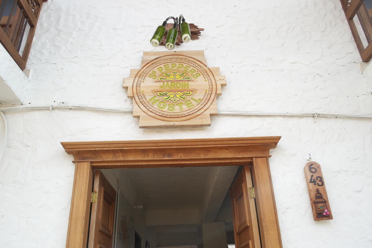 Sergeant Pepper'S Hostel Хардин Экстерьер фото
