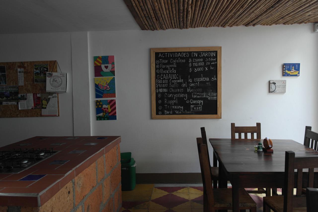 Sergeant Pepper'S Hostel Хардин Экстерьер фото