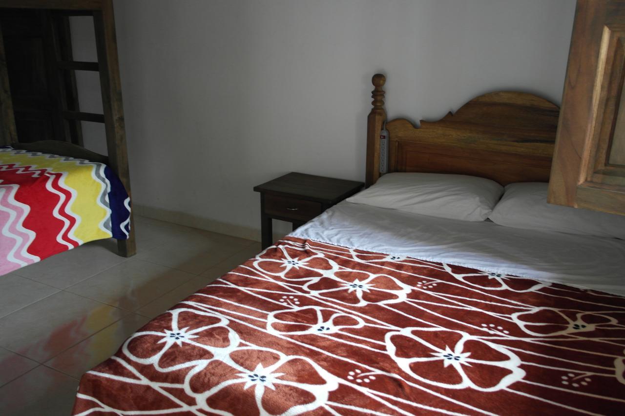 Sergeant Pepper'S Hostel Хардин Экстерьер фото