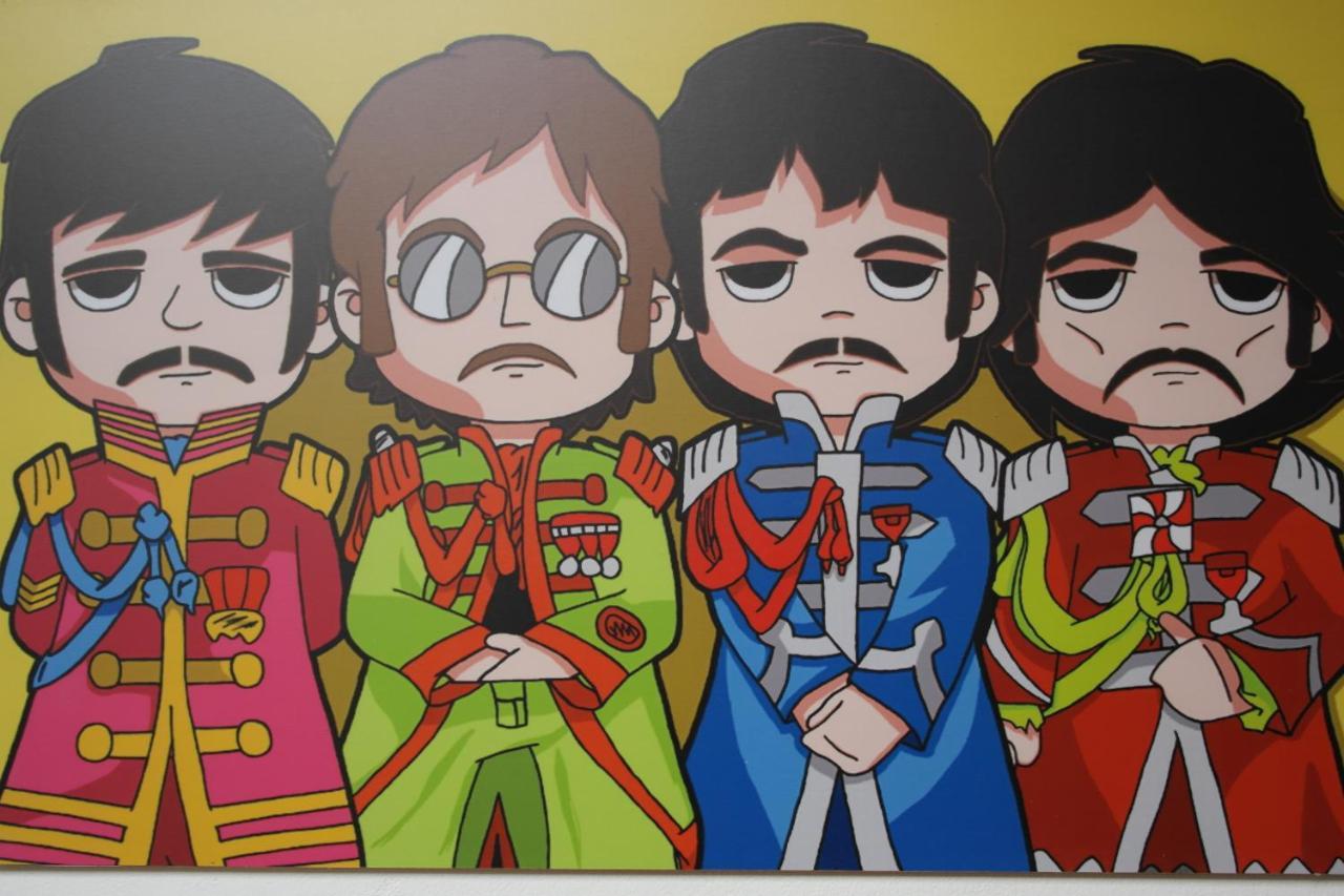 Sergeant Pepper'S Hostel Хардин Экстерьер фото