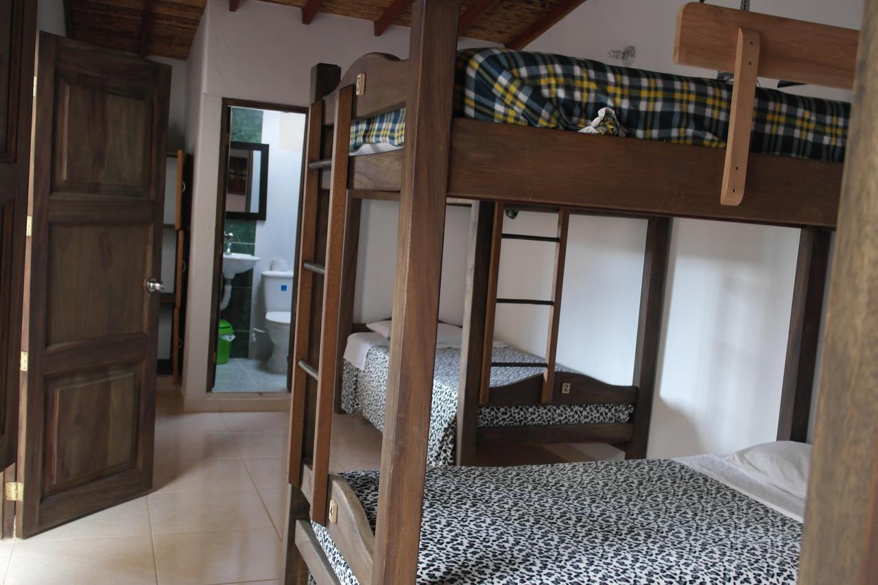 Sergeant Pepper'S Hostel Хардин Экстерьер фото